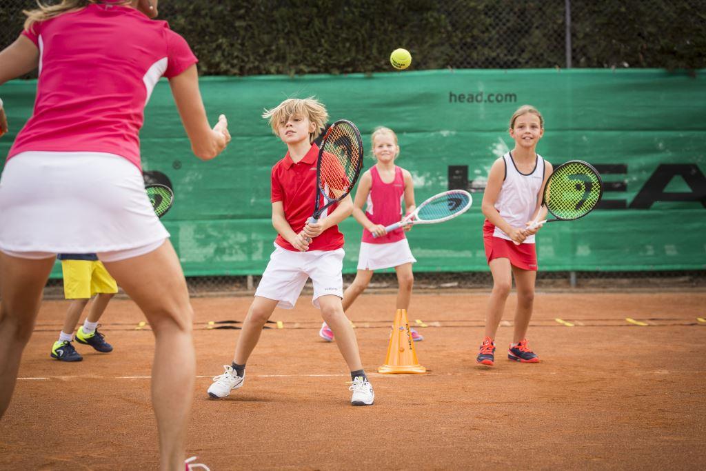 Abverkauf !! Short Tennis Rasentennis Familien-Tennis Familientennis 